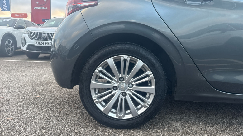 Peugeot 208 1.2 PureTech 82 Allure 5dr Petrol Hatchback